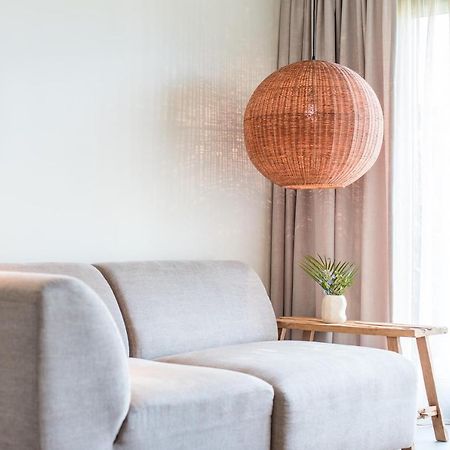 Van Heeckeren Apartments & Suites Nes Нес Екстериор снимка