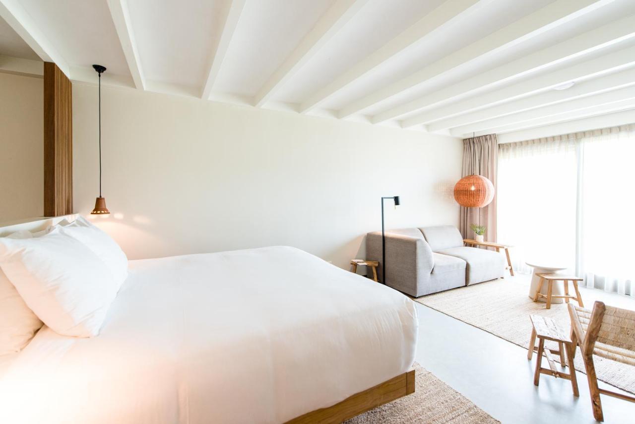 Van Heeckeren Apartments & Suites Nes Нес Екстериор снимка